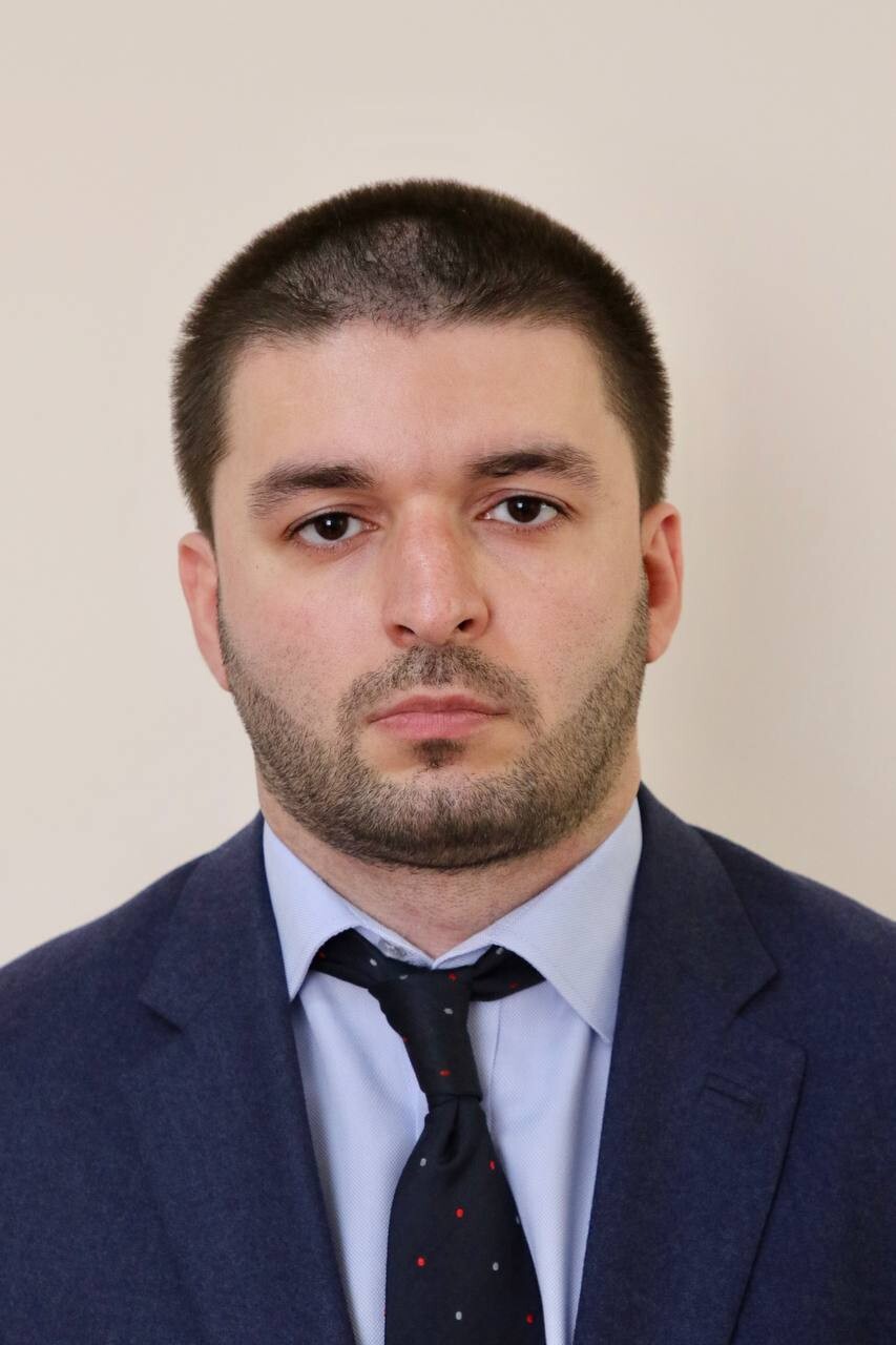 Магомед габибуллаев стоматолог. Габибуллаев магомед ахмедович. Габибуллаев магомед яхьяевич фото. Алигаджиев магомед алигаджиевич. Габибуллаев магомед яхьяевич лефортово.