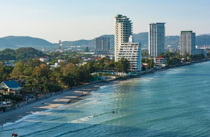 Хуа хин где. Хуа Хин фото. Хуахин город. Хуахин. Хуа Хин фото туристов.