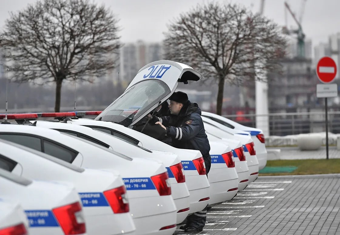 Партия автомобилей. Партия машин.