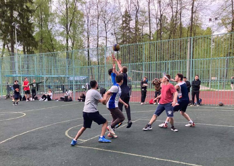 Постер для соревнований по стритболу