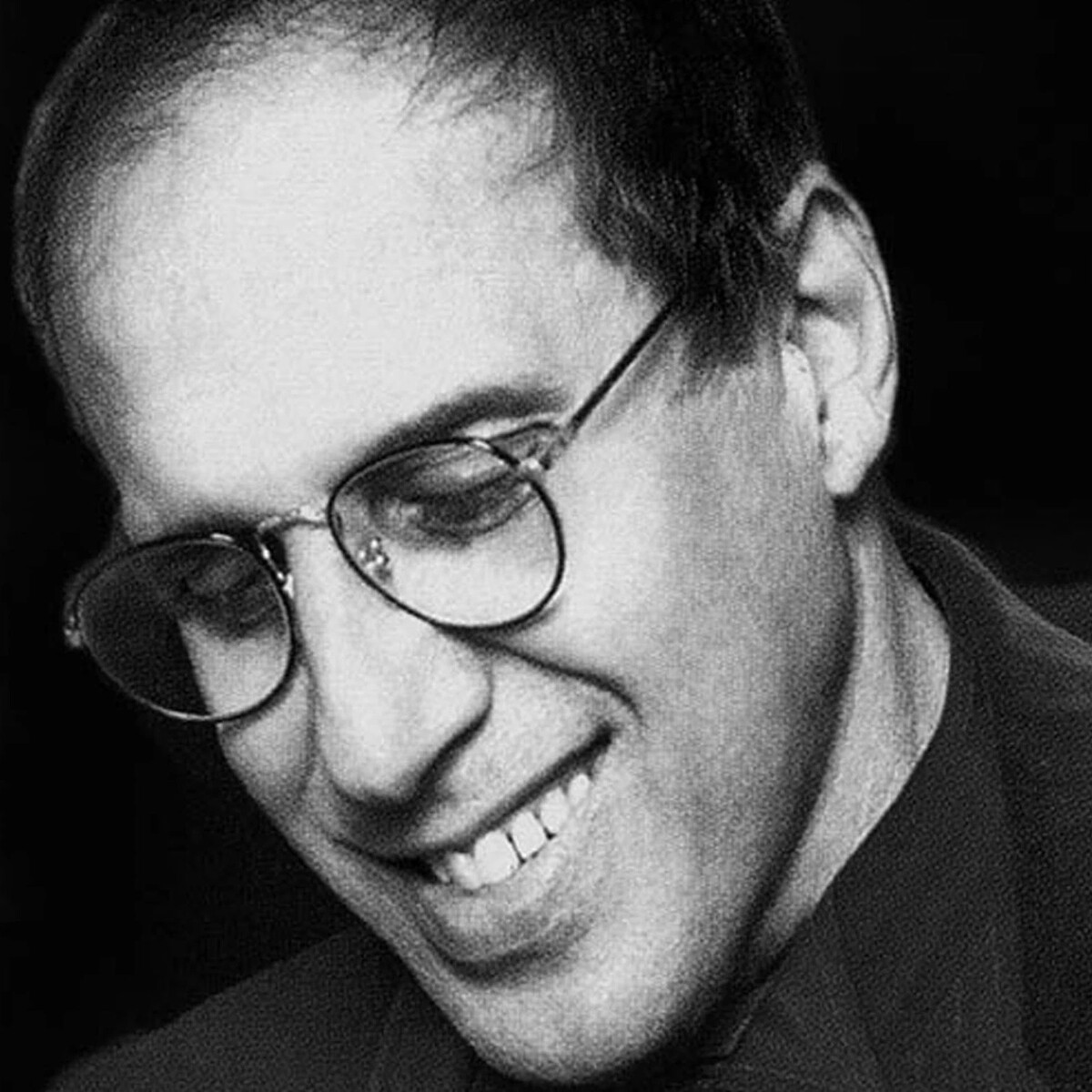 Adriano celentano. Адриано Челентано. Адриано Челентано фото. Андреа Челентано. Очки Челентано.