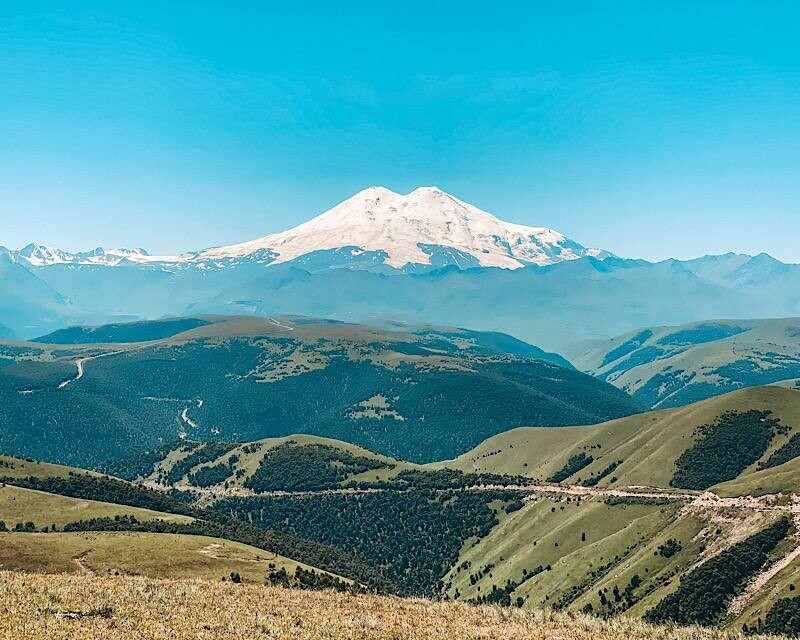 Кабардино Балкария всадник Эльбрус