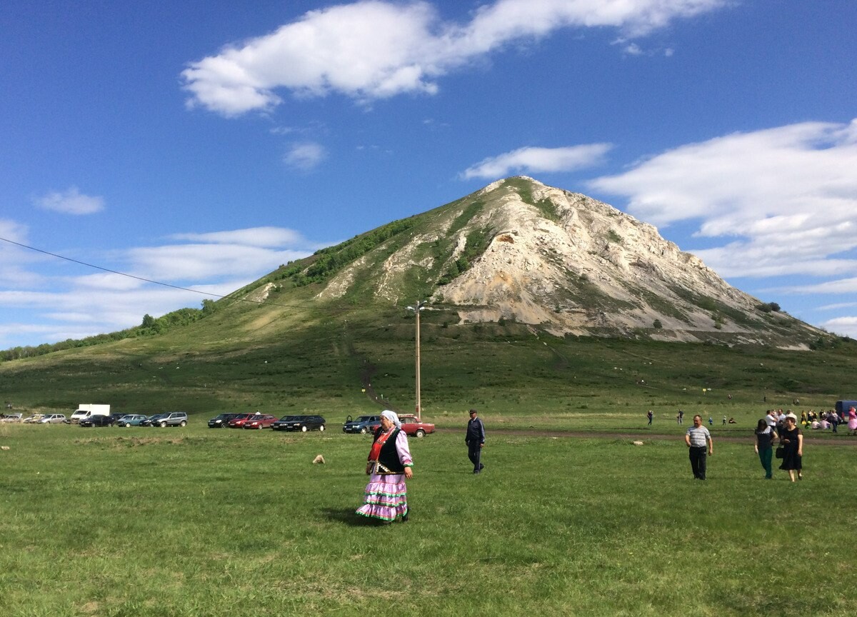 Торатау сегодня. Гора Торатау в Башкирии. Стерлитамак гора Торатау смотровая площадка. Визит центр геопарка Торатау. Лестница на Торатау.