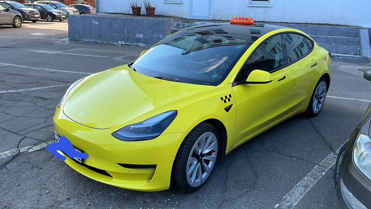 Tesla такси
