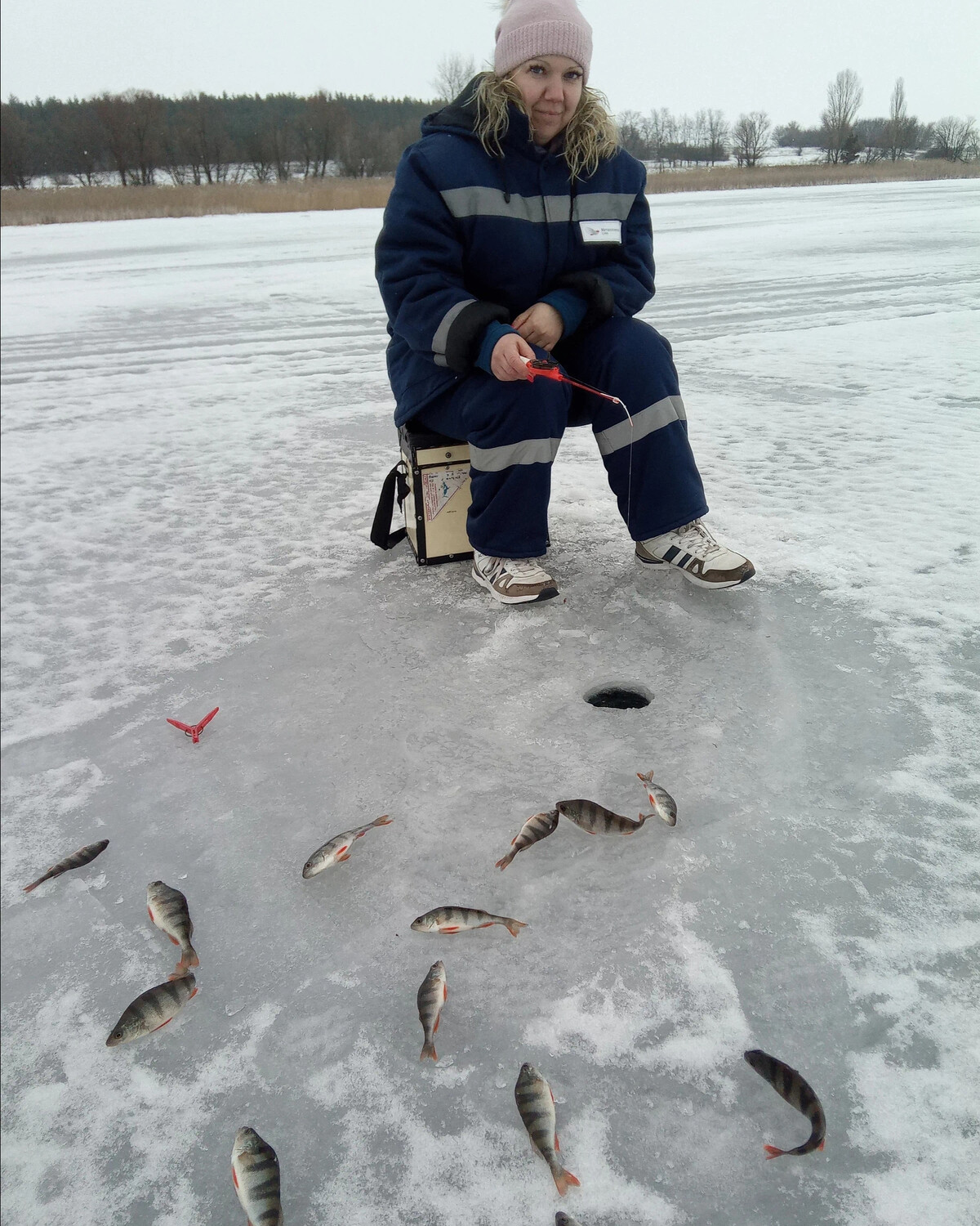 клязьминское водохранилище рыбалка. якутия промысел. фото день рыбалка. рыбаки взяли. астраханские рыбаки.