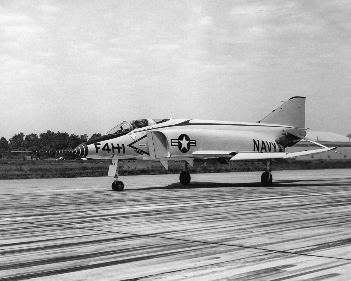 Прототип ф. Phantom 1 самолет. Прототип f4 Фантом. F4h-1f Phantom II. MCDONNELL f4h-1.