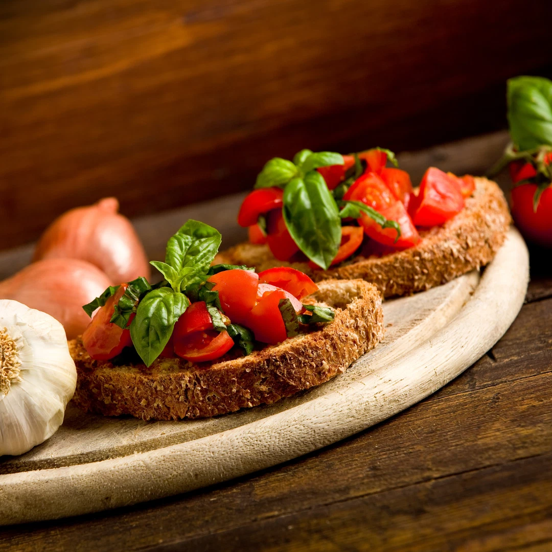 брускетта тоскана. итальянская закуска из хрустящего хлеба. итальянская закуска из хрустящего хлеба. итальянская закуска из хрустящего хлеба. итальянская закуска из хрустящего хлеба.