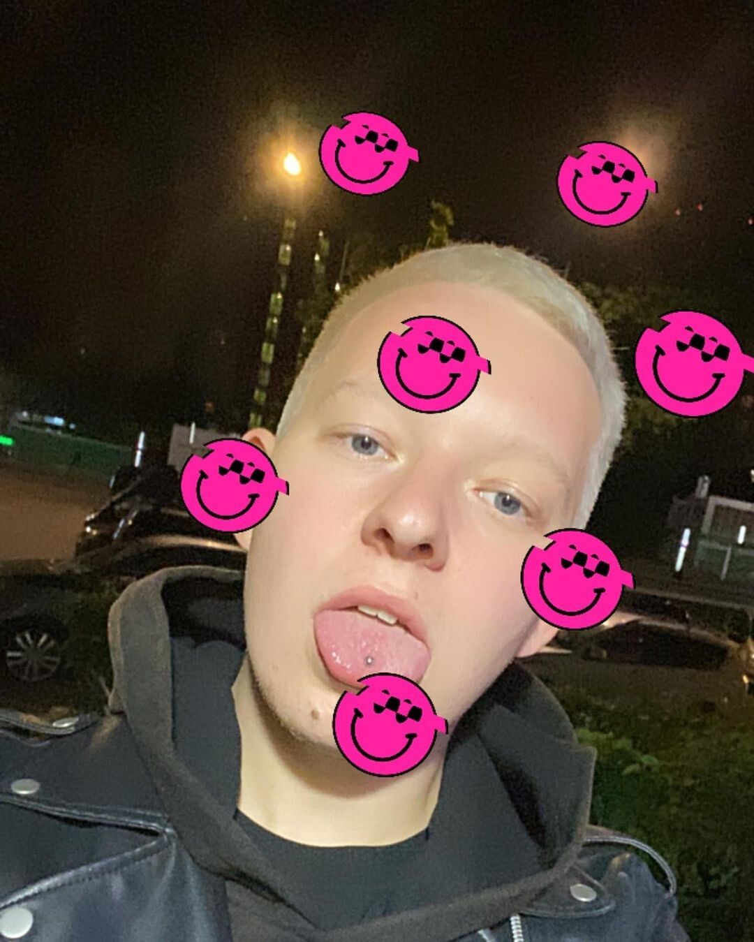 Как сделать маску в лайке. Поделка единорог. Популярные маски в лайке кошечка. Маски в лайке как найти. Маски для инсты.