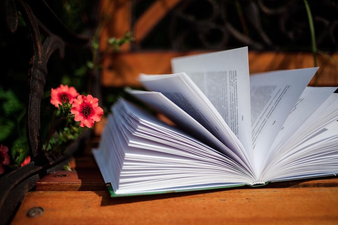 80 книг