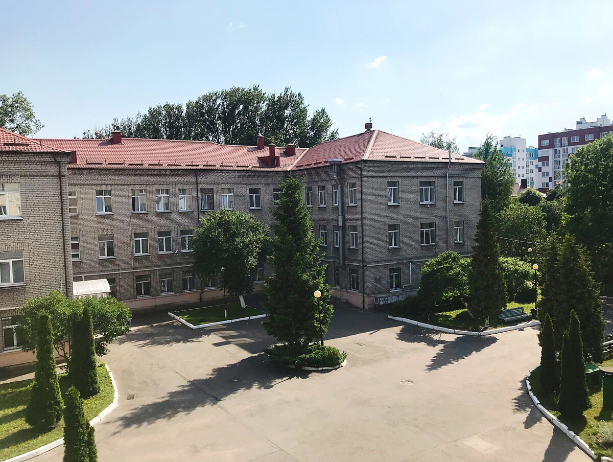 Городская жд больница. Железнодорожная поликлиника Калининград. Железнодорожная больница Черняховск. 4 Ая городская больница Калининград. Летняя 3 больница Калининград