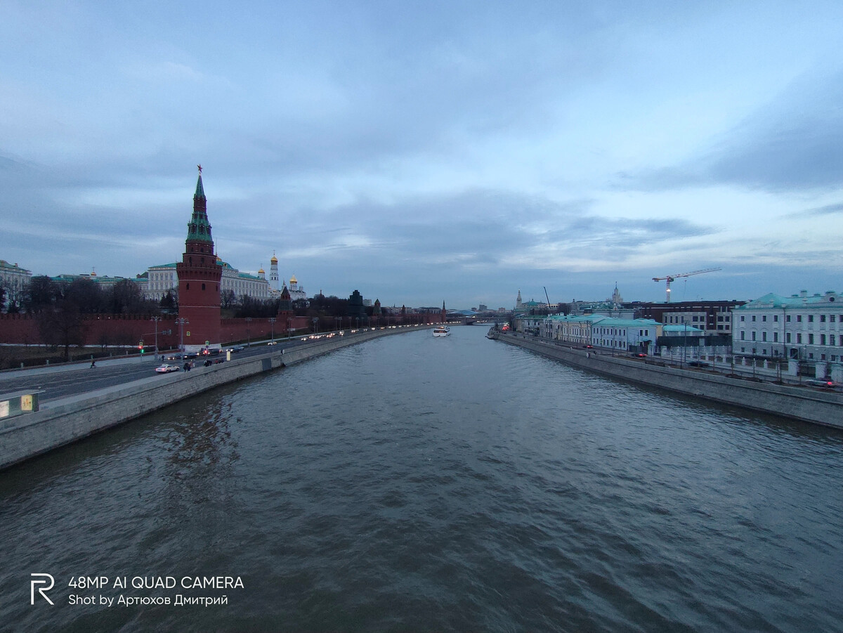 Кремль с большого каменного моста