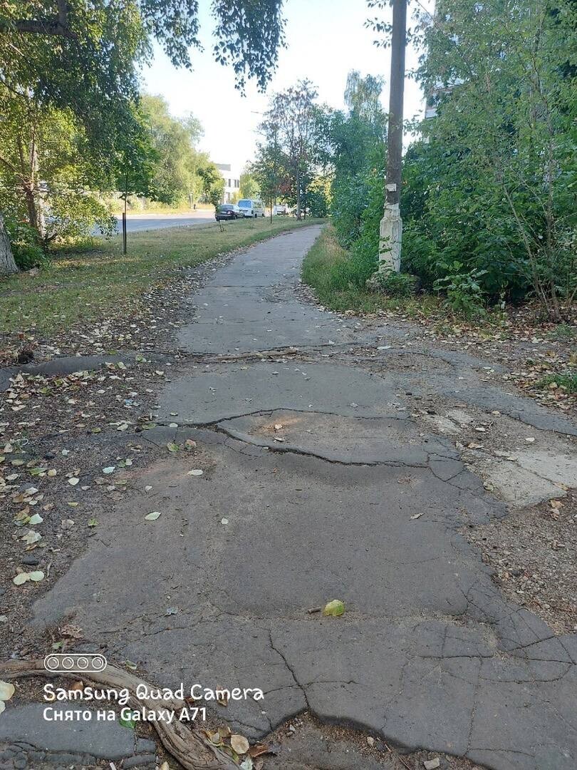 Подслушано в электростали. Фото с коляской на улице. Электросталь ул мира 12 вальбересе.