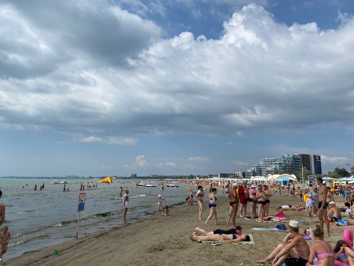 В анапе сейчас безопасно. Море в Анапе сейчас. Анапа сейчас. Море в Анапе сегодня. Гроза в Анапе.