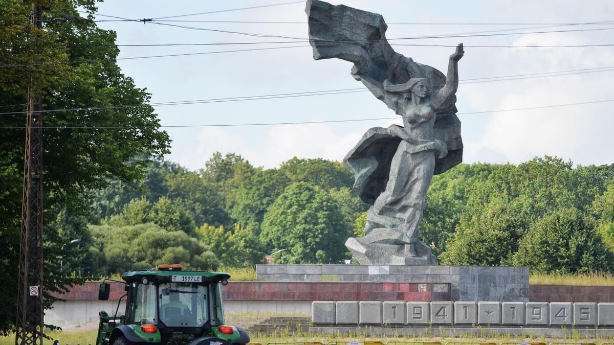 Памятники прибалтики