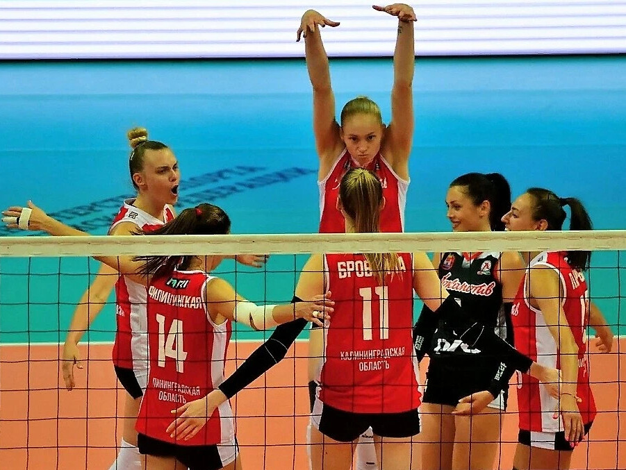 Город волейбол. Город волейбол. Газпром югра аск. Волейбол город приволжск 2009. Волейбол для инвалидов.