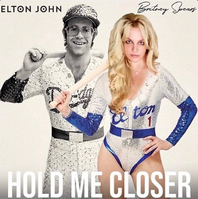 Hold me closer britney spears. Elton John Britney Spears. Бритни и Элтон Джон. Elton John Britney Spears hold me closer.