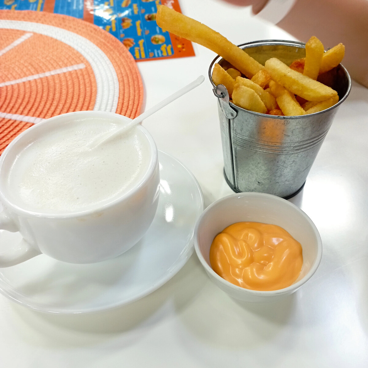 Сласти зефир глазированный маша и медведь. Зефир маша и медведь глазированный кф сласти. Со вкусом маши. Маша и медведь сласти кф зефир. Зефир маша и медведь клубника-банан.