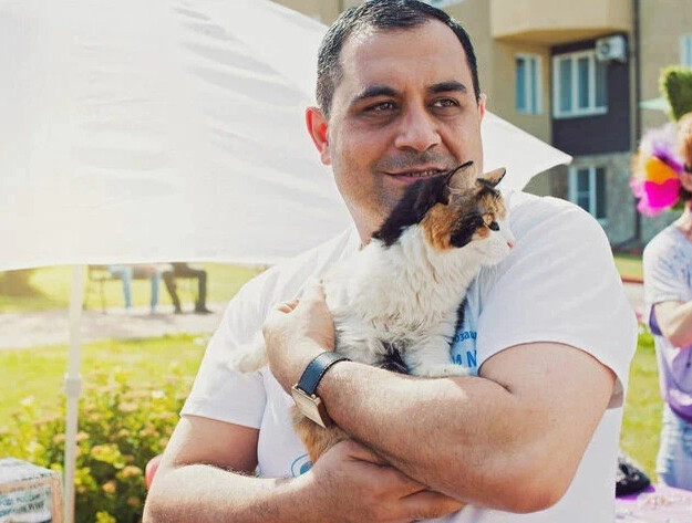 не вешать хвост ветеринары. «уральские пельмени». ветеринары уральские. экология челябинской области. Yellow black and white group уральские пельмени.