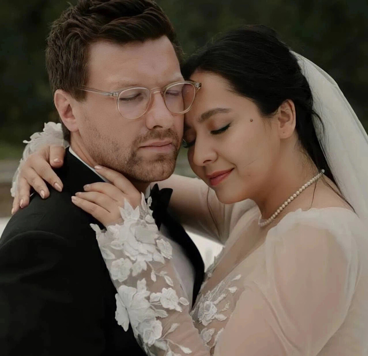 Идиль сказка на острове. Бериль позам выходит замуж. Beril pozam. Бериль позам выходит замуж. Бериль позам выходит замуж.