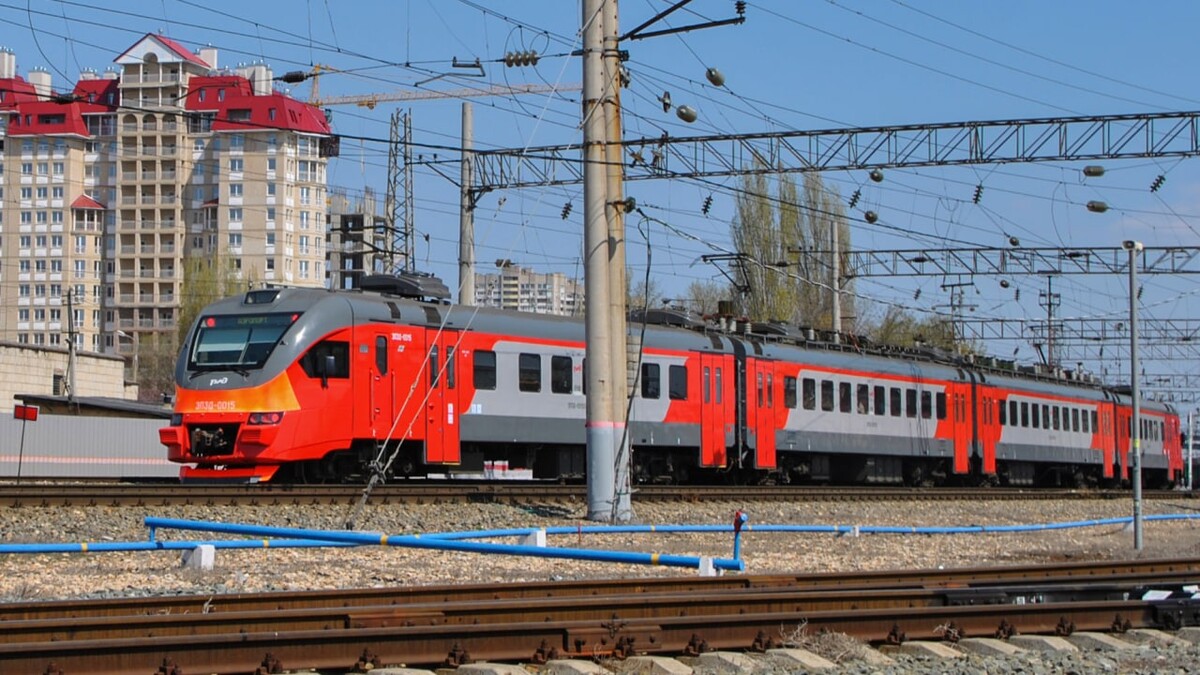 джд волгоград. джд локо. приволжская детская железная дорога. ту 10 тепловоз джд. детский вагон в электричке.