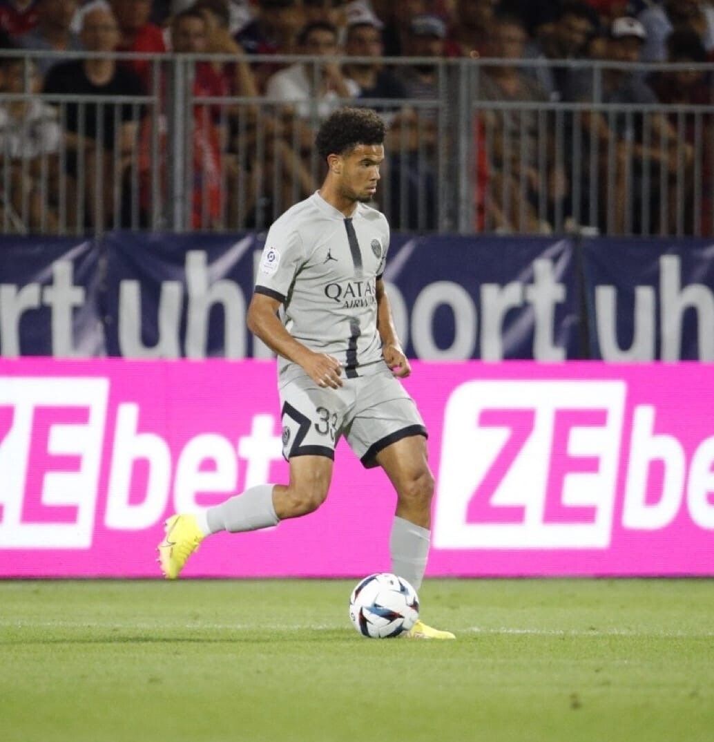 Уоррен Заир-Эмери стал самым юным футболистом, сыгравшим за ПСЖ. Он ...