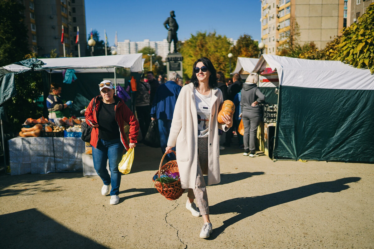 Садовая ярмарка в краснодаре. Ярмарка Краснодар. Ярмарка фейхоа.