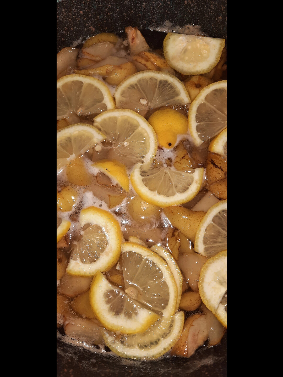 Zтарушня zапоdляк саныча. Zтарушня zапоdляк саныча. Кто здесь котиков не любит. Олеандр цветок дерево. Zтарушня zапоdляк саныча.