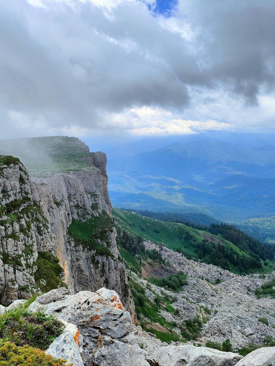 Плато Лагонаки через горы к морю