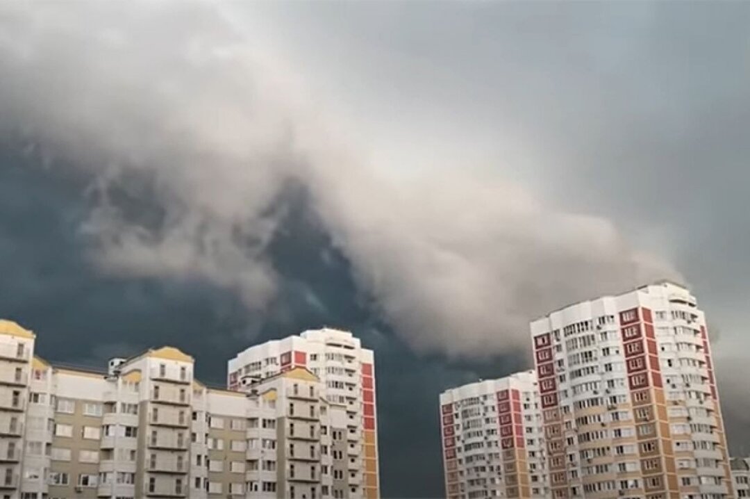 Сильная гроза в москве