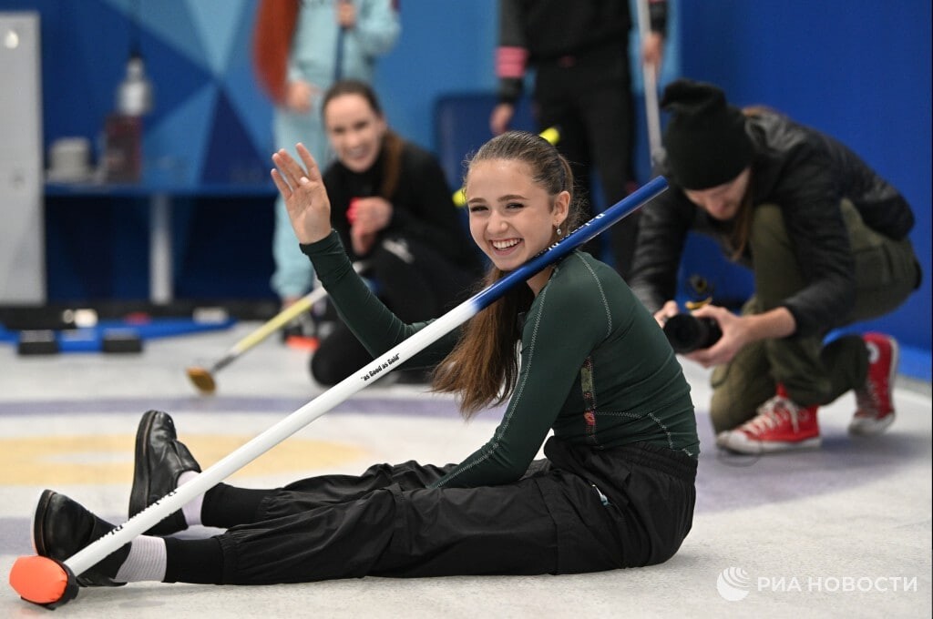 🤩 Фигуристка Камила Валиева проведет вбрасывание на игре хоккейного &q...