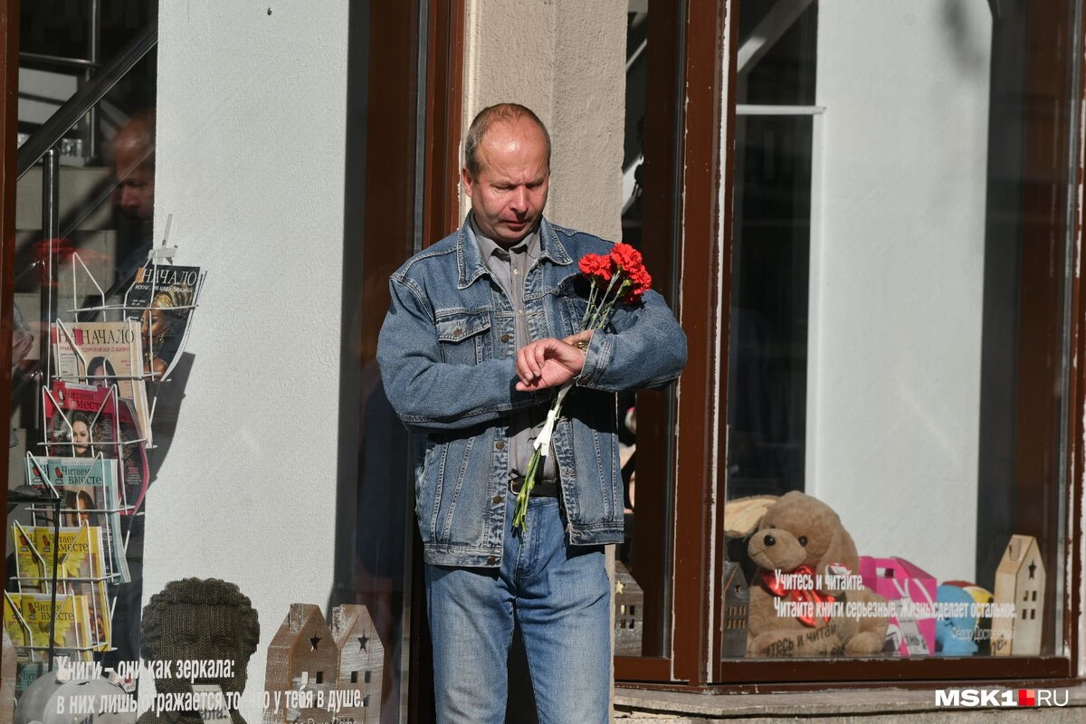 на 92 году жизни скончался сегодня в москве