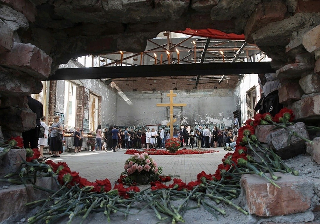Список погибших в москве во время теракта. Теракт в Беслане 1 сентября. Беслан трагедия 1 сентября.