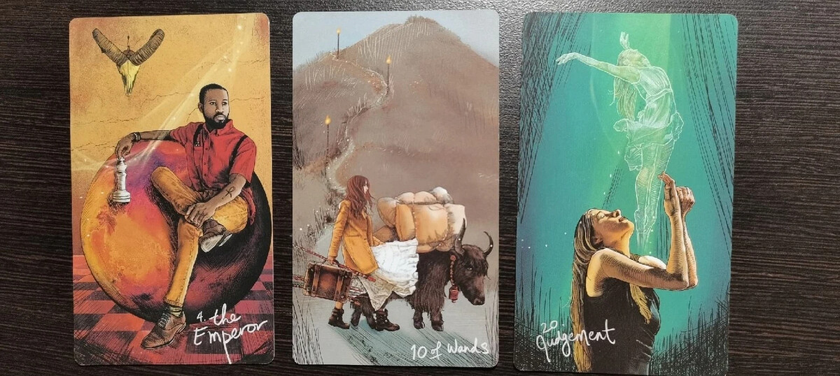 карта тинькофф. осел мем колпак. потерялась банковская карта. мошенники банковские карты. банковская карта с двух сторон.