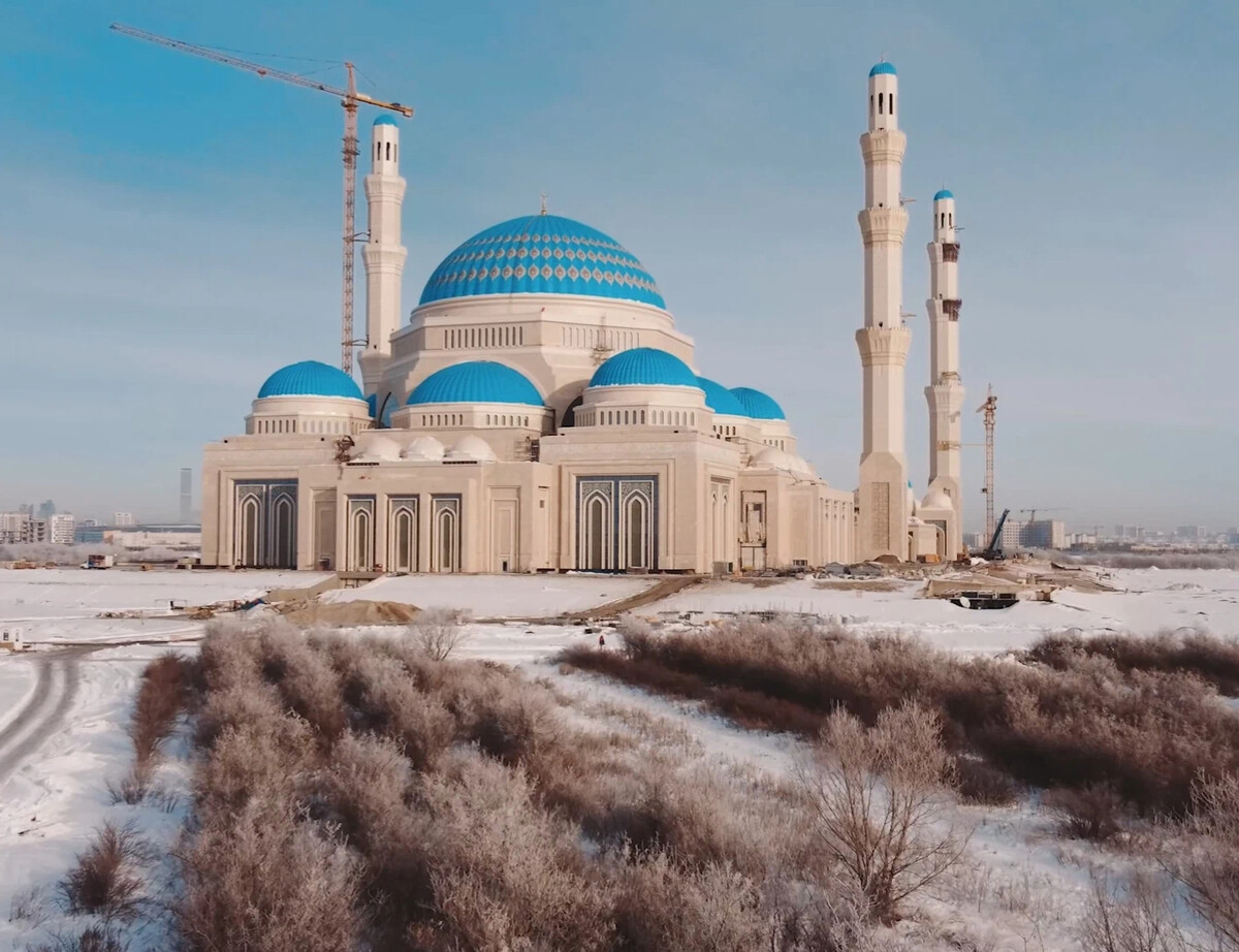 Астана самая большая мечеть. Астана мечеть.