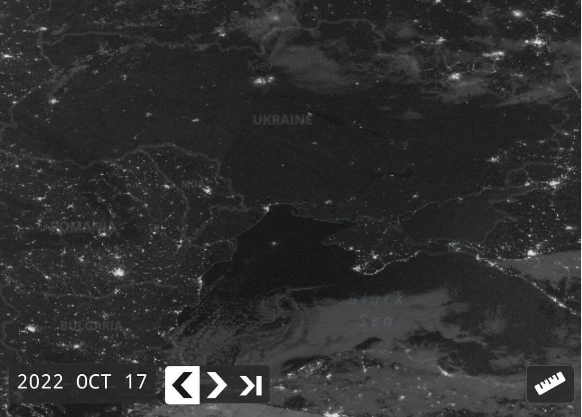 Спутниковый снимок Украины ночью