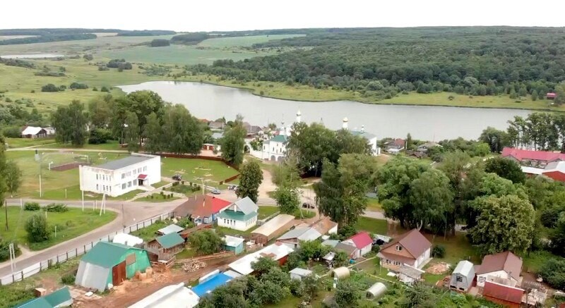 Село надо. Парк село Владимирское. Владимирская область село Курлова. Небылое магазин Березка 2022.