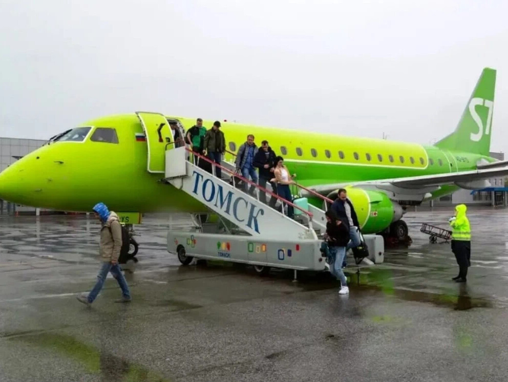 S7 airlines самолеты москва санкт-петербург. рейс москва новосибирск. какие самолеты летят до новосибирска. S7 airlines аэропорт в москве. S7 самолет новосибирск москва.