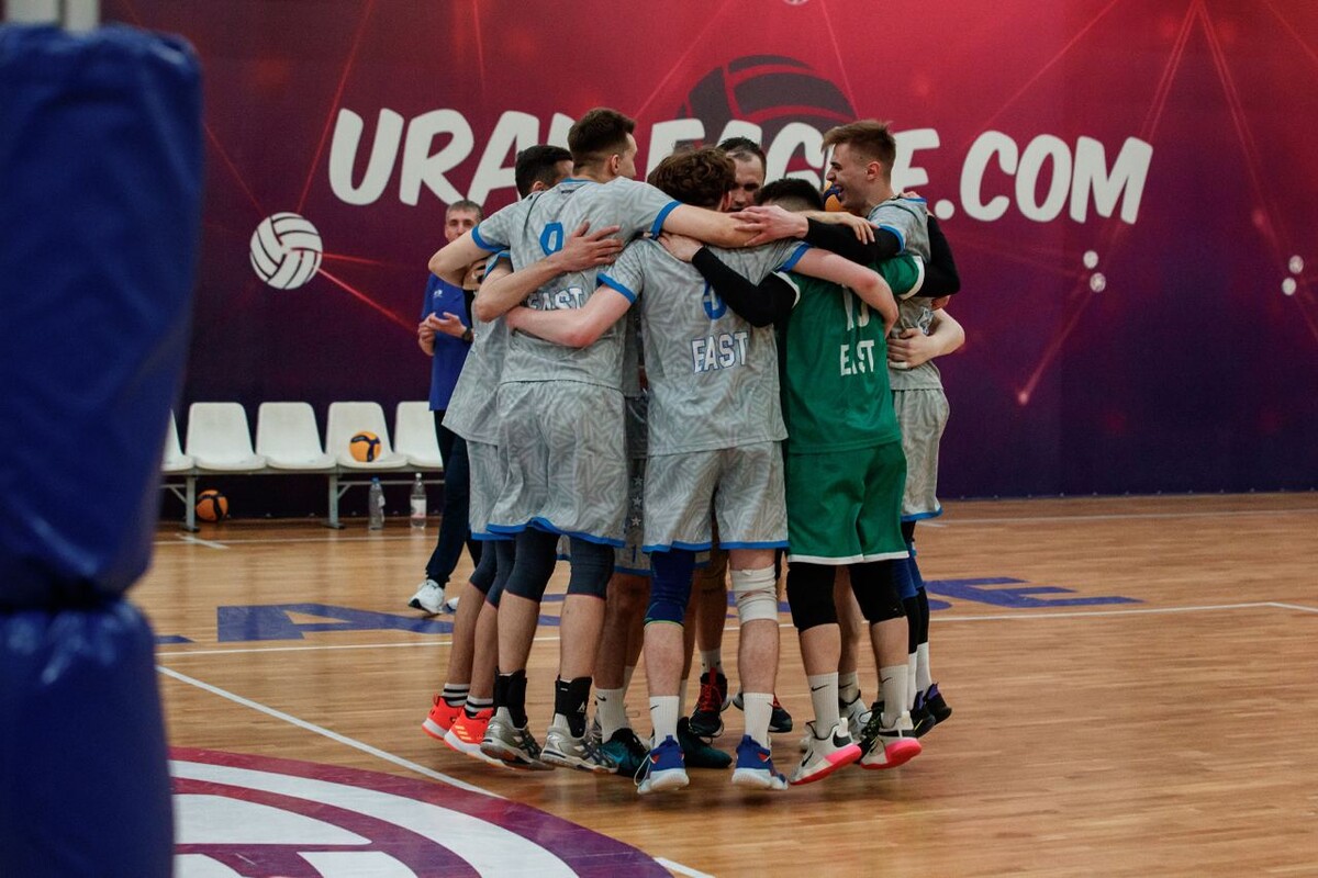 Ural league. Волейбол эльмаш. Эрфурт эдуард бк. Ural league. Уральская лига.