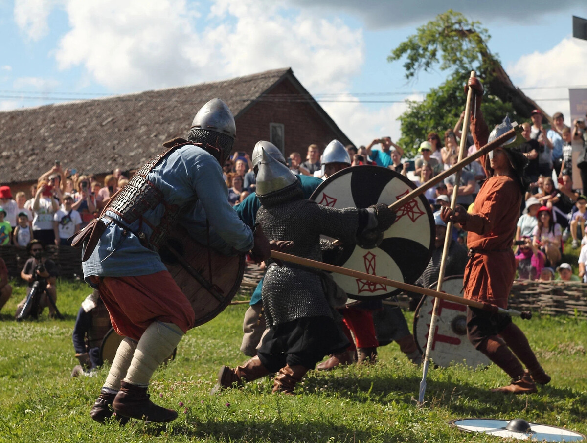 Первая столица Руси. Первая столица Руси какая. Исторический фестиваль фото.