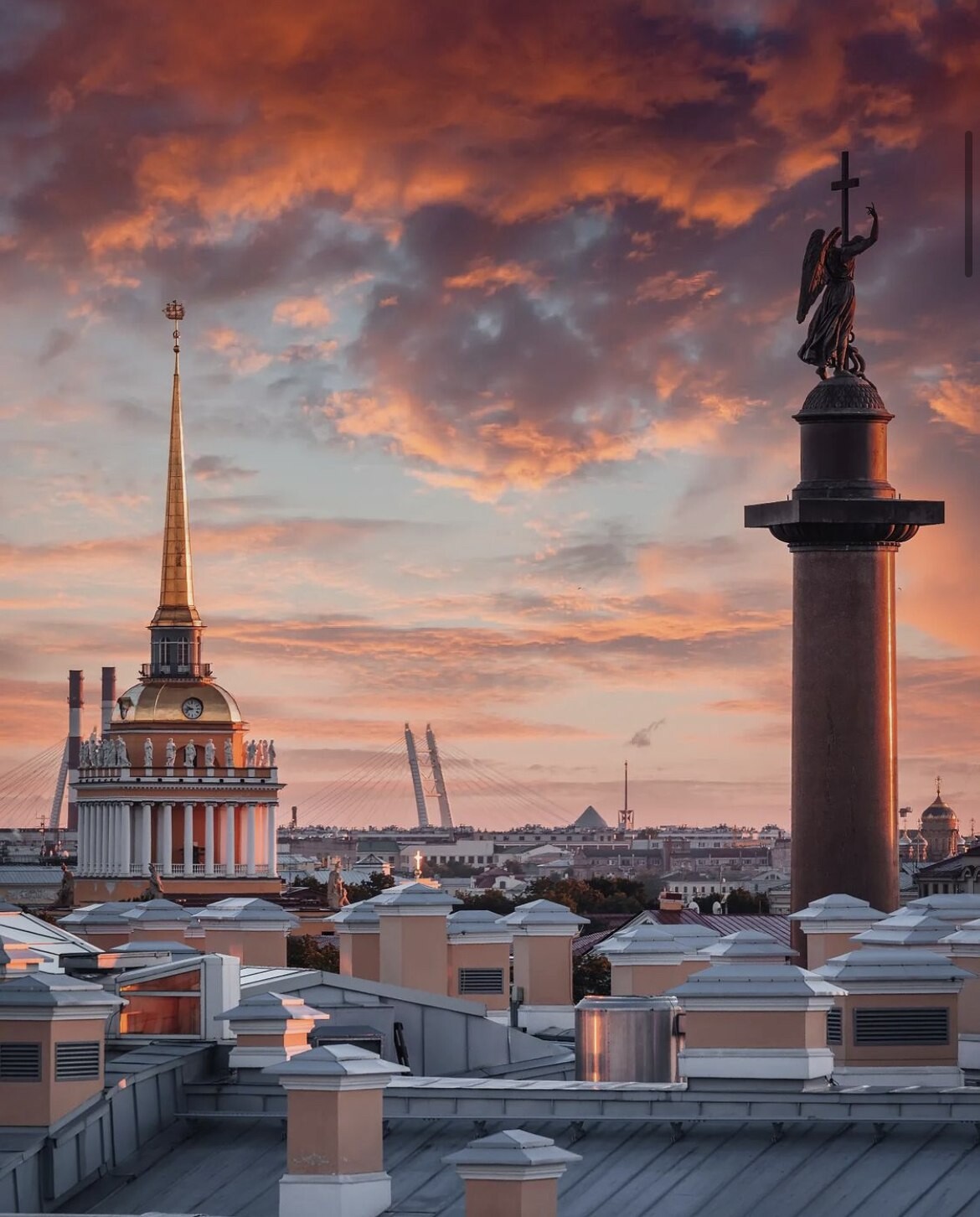 Стр санкт петербург. Андрей Михайлов фотограф Санкт-Петербург Адмиралтейство. Шпиль в Питере. Пейзаж Санкт-Петербурга. Крыши Петербурга.