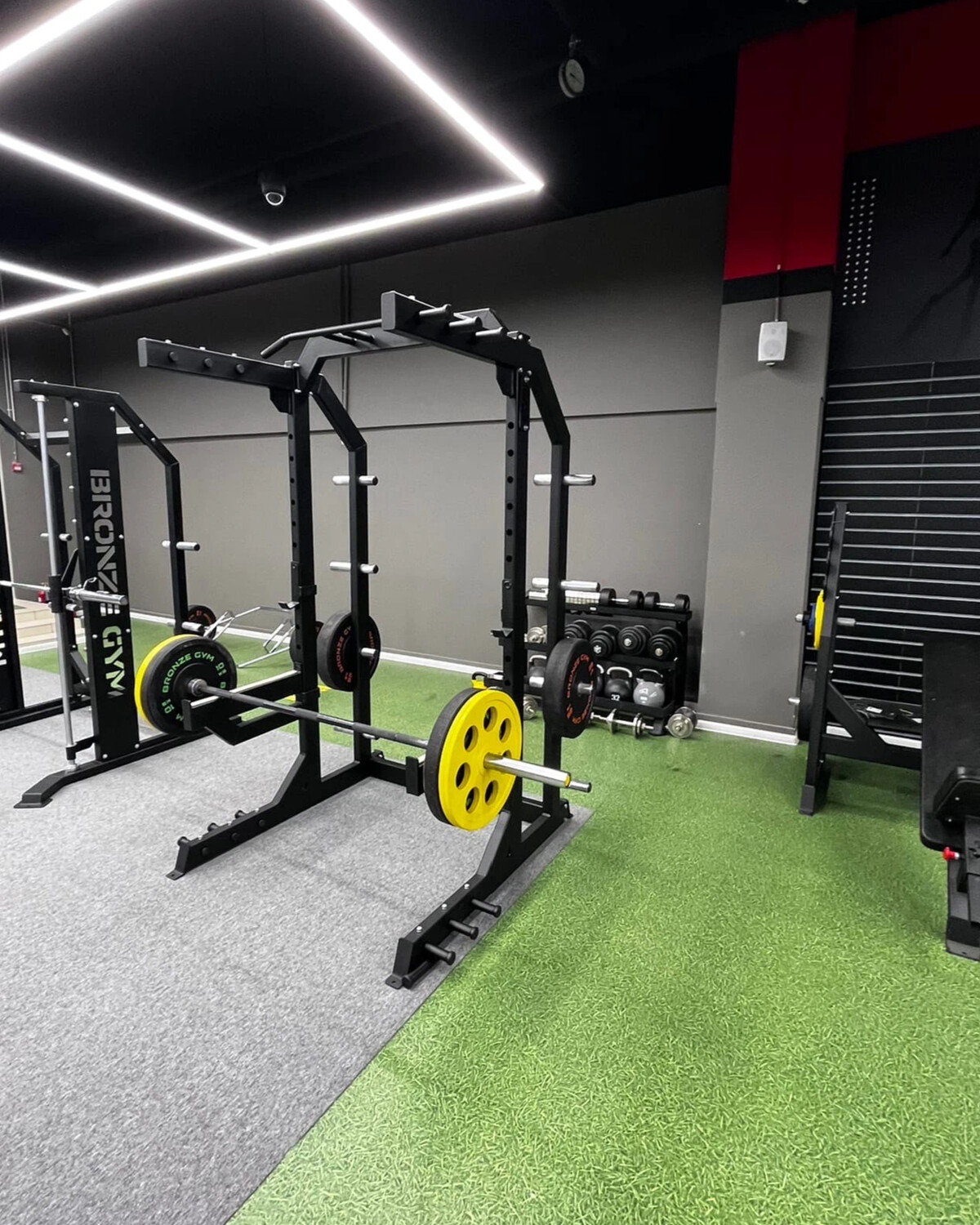 Мир спорта ком. Спортивный зал специалист Бийск.