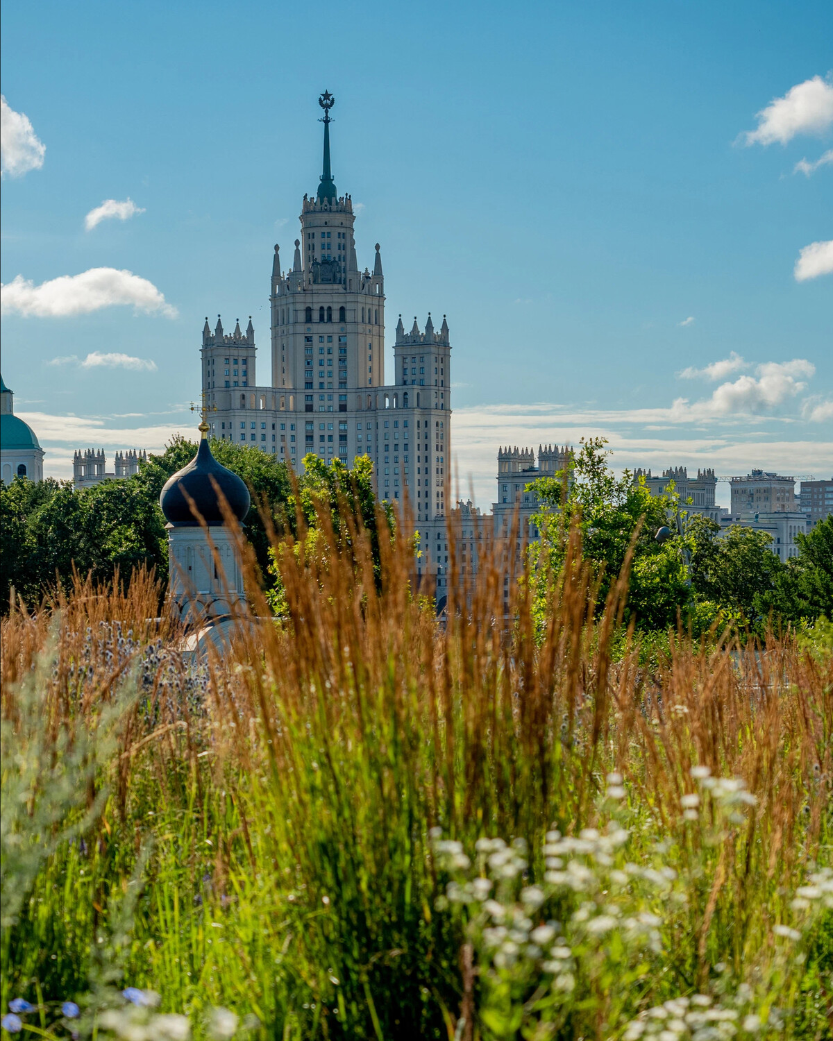 парки в москве сейчас