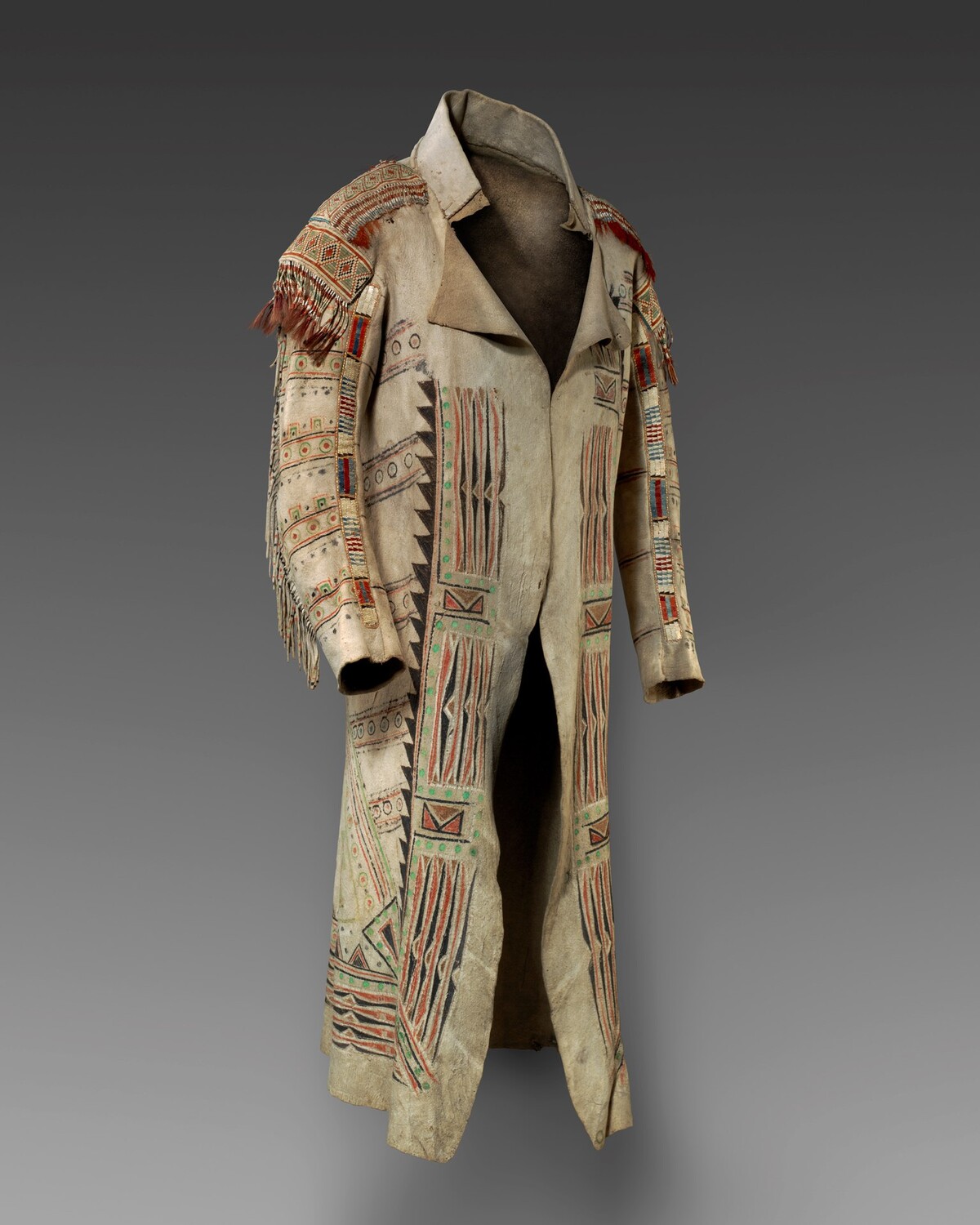 Одежда индейцев. Рубашка индейца. Кожаная куртка дикий запад. Капот у индейцев одежда. Этническая одежда индейцев.