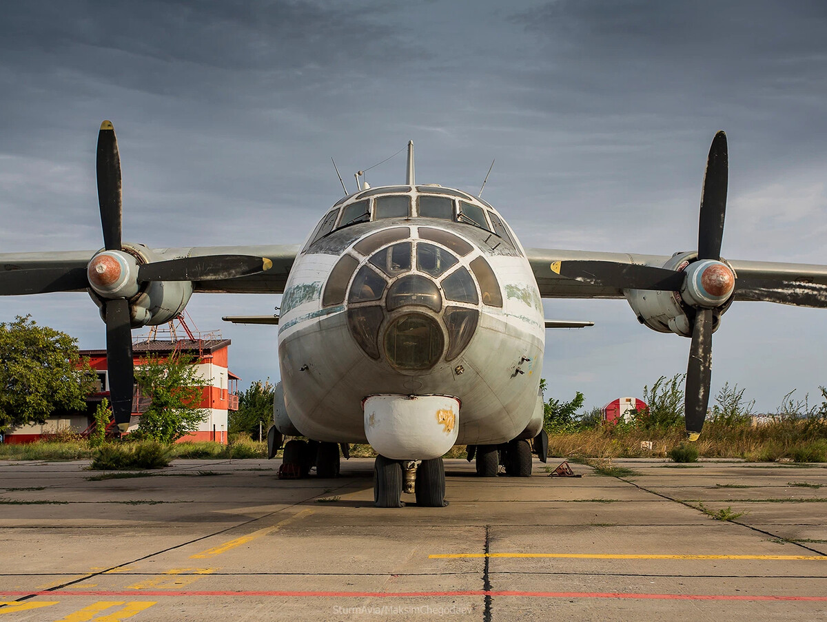 Ан 8. АН-8 27204. АН-8 СССР. АН-8н. АН-8 Walkaround.