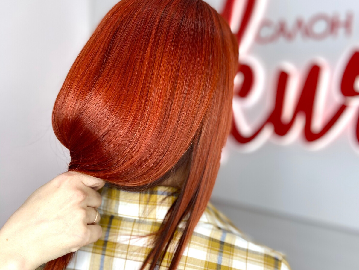 Покраситься в свелорыжий цвет. Краска для волос для перекрашивания из красного в рыжий цвет. Рыжий цвет волос. Рыжие тона красок для волос. Волосы после хны.