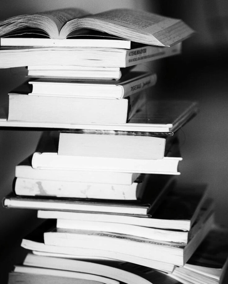 Книги белые картинки