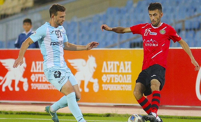 Узбекистон спорт канали. Кыргызстан Таджикистан футбол. Футбол в Ташкенте. Узбекистан Италия футбол. Женский футбол Таджикистан.