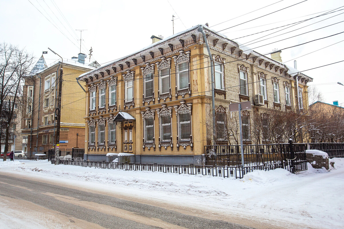 Пушкина 11 брянск. Пушкина 11 брянск фото. Нотариус г брянск. Почтовая 112 брянск. Пушкина 11 брянск.