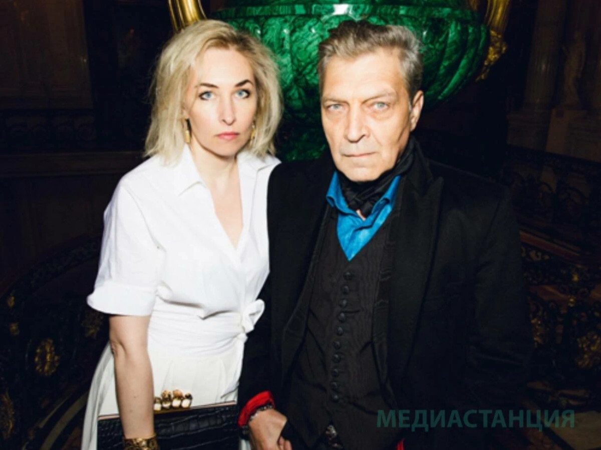 Александр Невзоров с женой