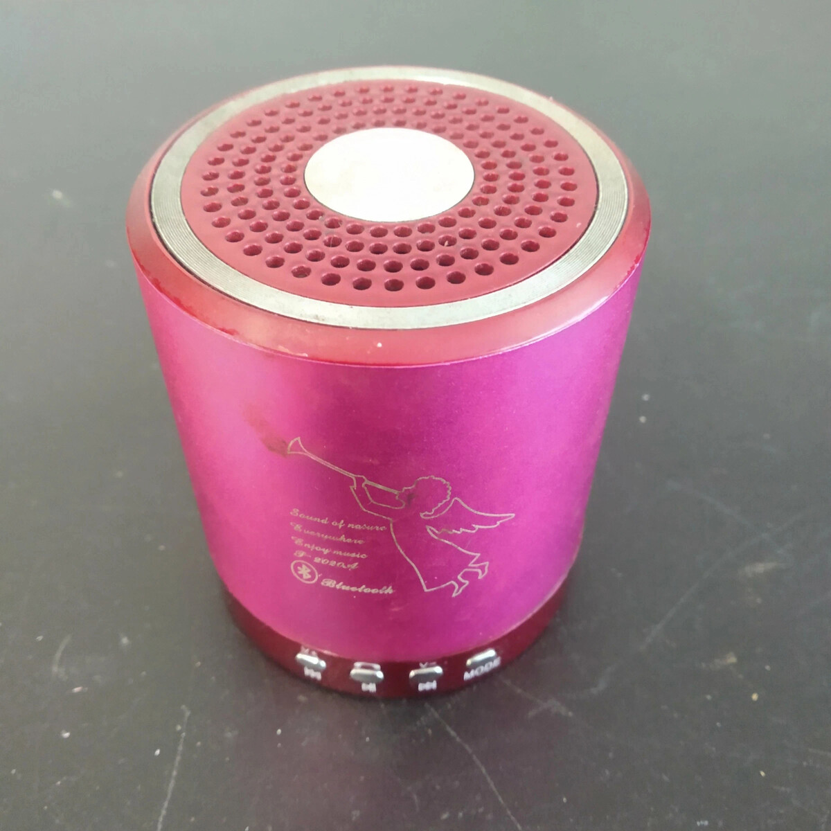 Умная колонка lg wk9. Китайские умные колонки. Умная колонка китайская. Смарт колонка с алисой. Умная колонка lg xboom с алисой.